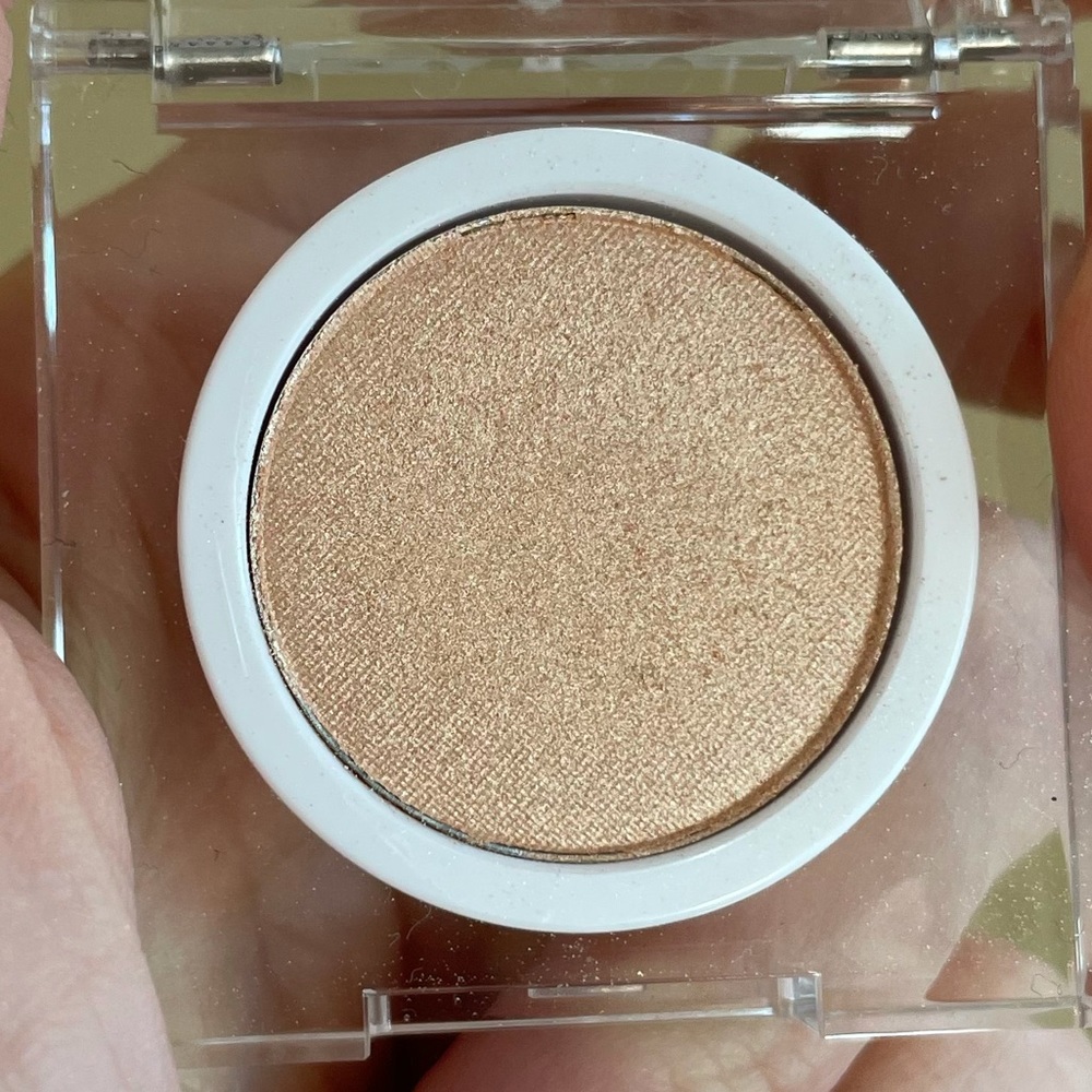 Rms beauty mini highlighter in Grande Dame